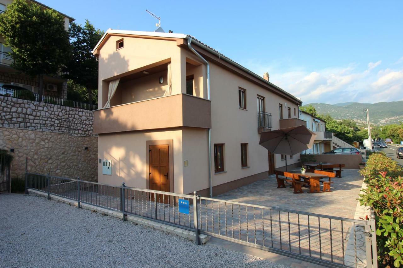 Apartmani Irena 诺维·维诺多尔斯基 外观 照片